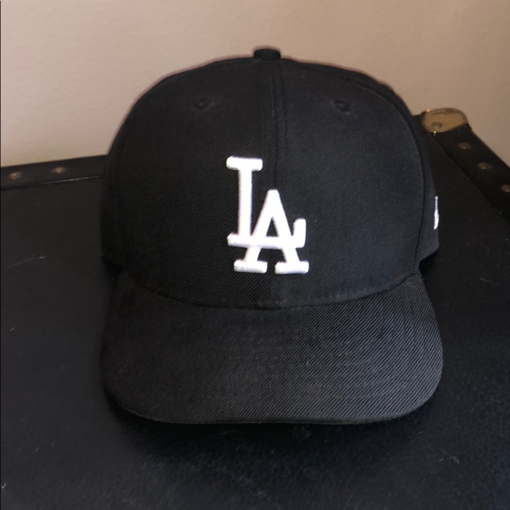 Black LA Dodgers Fitted Hat (Size 7 1/4)